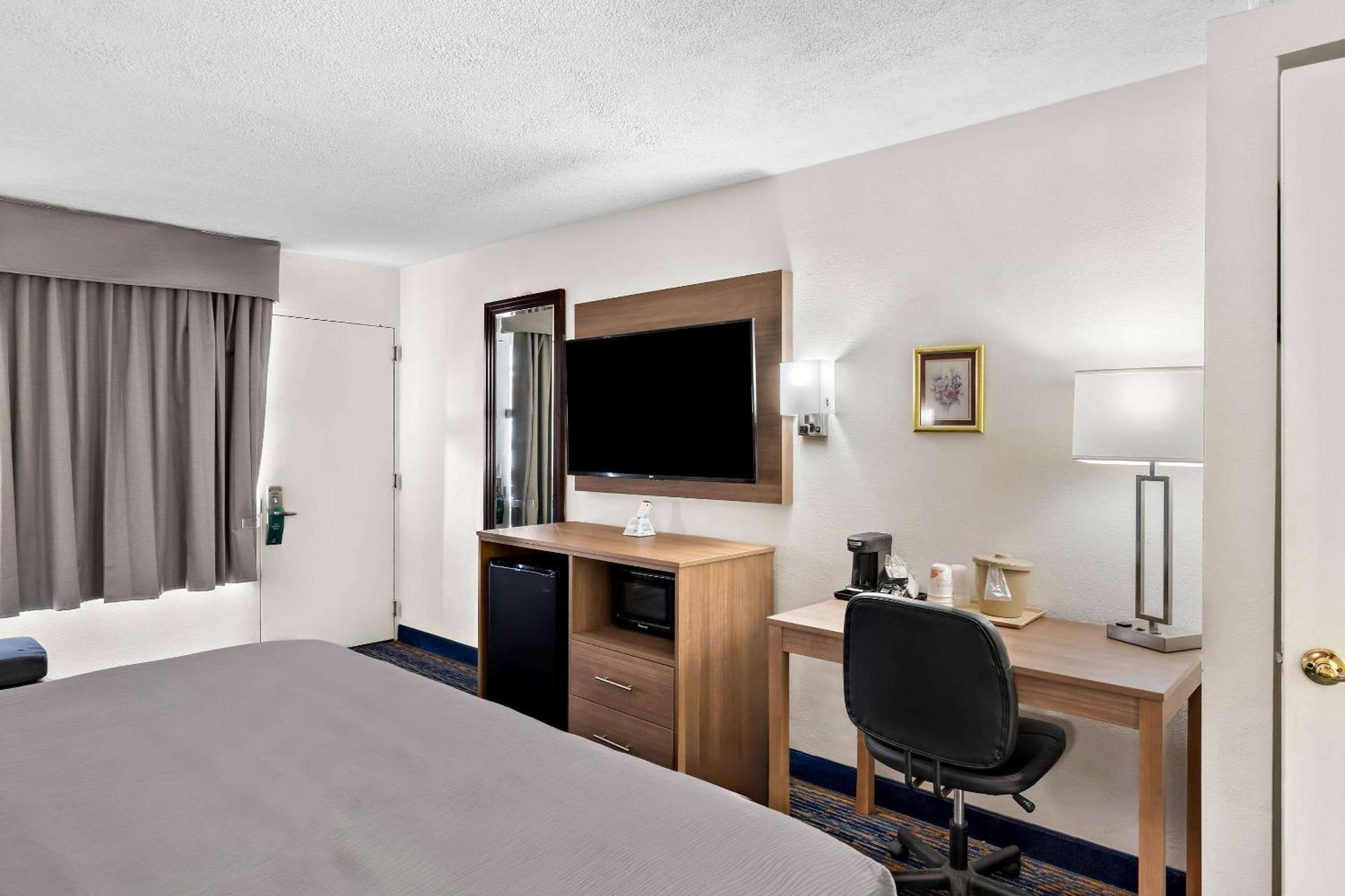 Quality Inn Luray Buitenkant foto